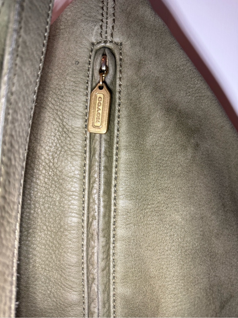RARE Vintage 90s Coach Sonoma Flat Pack Sling Bag 4944 USA Made Sage Nubuck - Picture 5 of 9